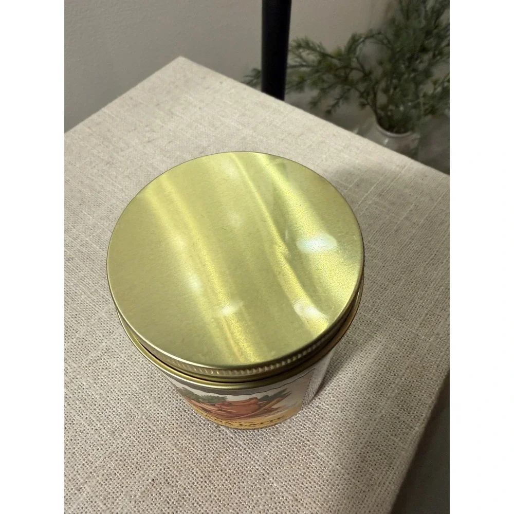 Leoben capybara lover adorable banana latte trendy gift home spa candle 6.5 oz